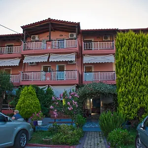 https://villa-asteria-sarti.hotelschalkidiki.net
